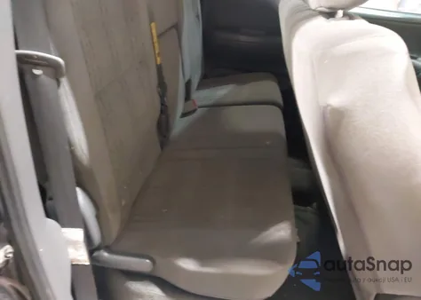 2006 Toyota Tundra Sr5 V8 из США, поврежденный, VIN 5TBBT44166S478352